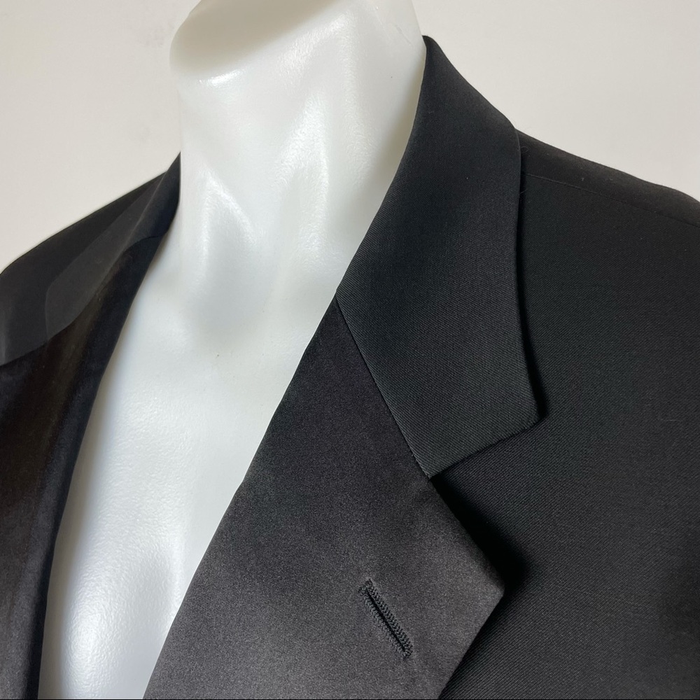 Hugo Boss Virgin Wool Dinner Jacket - Picture 2 of 11